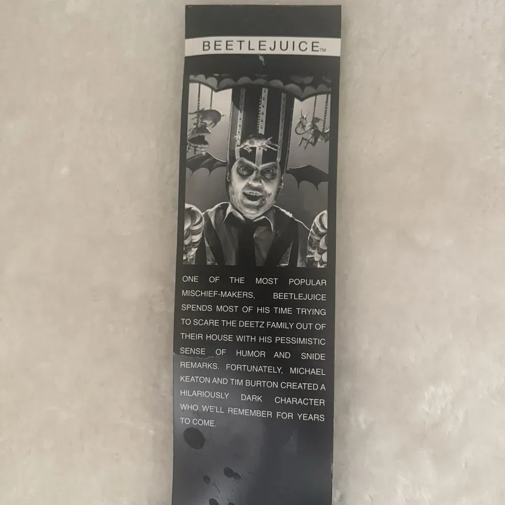 Beetlejuice 360 Men's Character Crew Socks Size 10-13 Gift  Movie Halloween Fans